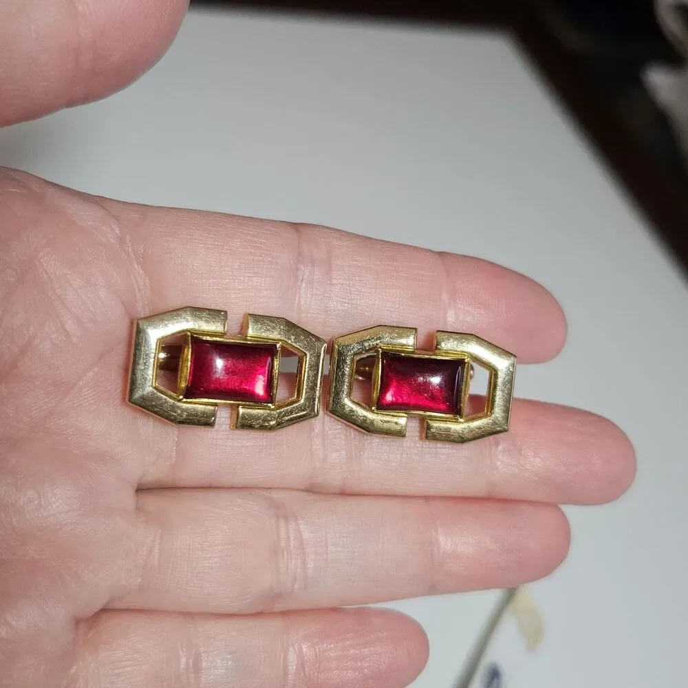 Anson Vintage Gold Tone Cufflinks with Rectangular Red Lucite